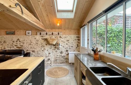 Brem Sur Mer House | Maison rénovée, loft artiste, Brem Sur Mer, 3 pers, WIFI - FR-1-231-336