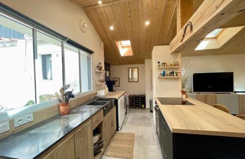 Brem Sur Mer House | Maison rénovée, loft artiste, Brem Sur Mer, 3 pers, WIFI - FR-1-231-336