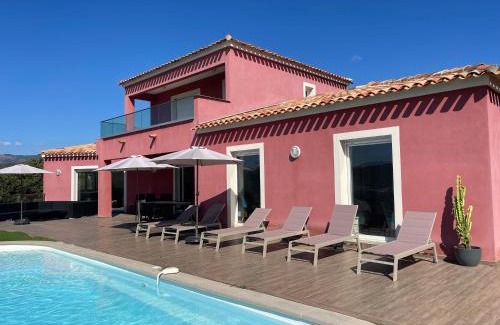 Cargese Villa | Maison Rouge