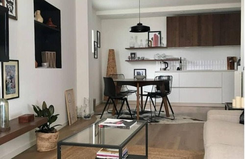 Saint-Cannat House | Maison S'empausa: Maison de Village Avec Toit Terrasse au Calme Absolu