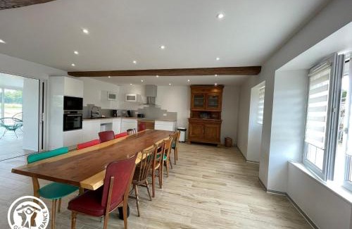 La Roche-sur-Yon House | Maison spacieuse avec spa et sauna, proche centre-ville, plages et sites touristiques de Vendée - FR-1-426-558