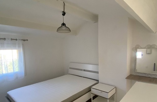 Saint-Vallier-de-Thiey House | Maisonette in closed residence