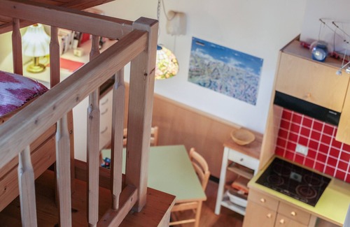 Avelengo Apartment | Maisonette "Meraner Blick" with Balcony & Wi-Fi; Parking Available