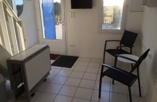 Barbatre House | Maisonette with sea view terrace and proximity to the sea.