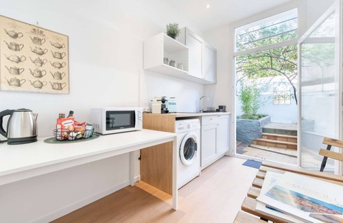 4th Arrondissement Apartment | MaisonMars Studio 4 Blancarde