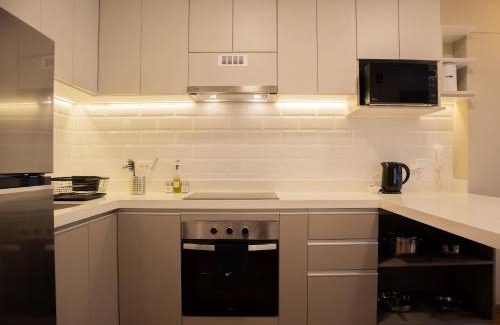 Santa Cruz Apartment | Majestic 1BR with Balcony in Miraflores