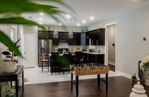 Lithonia House | Majestic House/3BR/8PX/Parking/BBQ at Stonecrest
