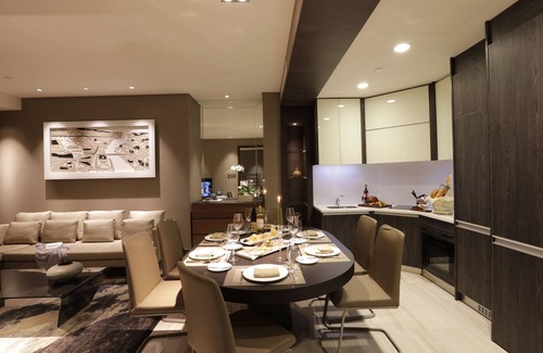 San Lorenzo Hotel | Makati Diamond Residences