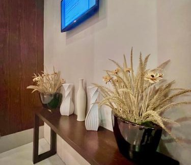Legazpi Village Apartment | Makati Hotel