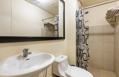 Pio del Pilar Condo | Makati's Best: Affordable Comfort at Your Doorstep!