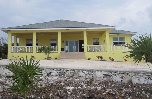 Rainbow Bay House | Make Bonefish Cottage Your Bahamas Adventure Headquarters