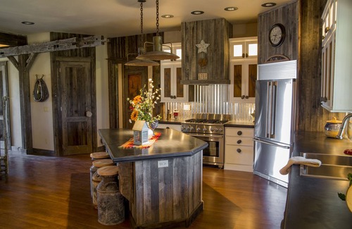 Bozeman House | Make Great Memories - Easy Mountain Living, Private & Quiet, 5 Miles From Town