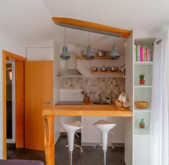 Paul do Mar Apartment | maktub sunset cottage