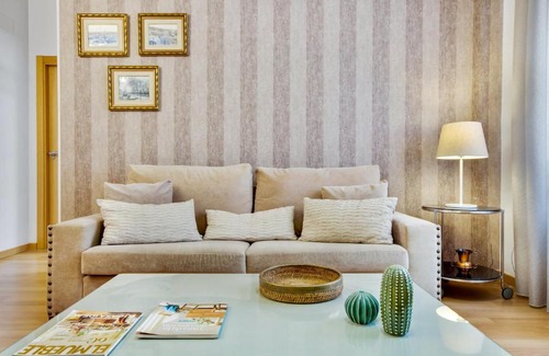 La Merced Apartment | -MalagaSunApts-City Centre Terrace Pool Parking