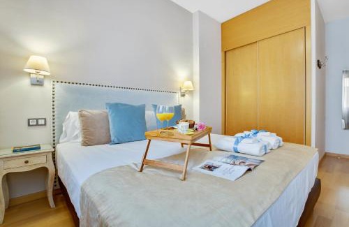 La Merced Apartment | -MalagaSunApts-City Centre Terrace Pool Parking