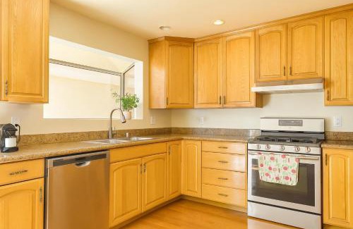 Central Malibu Apartment | Malibu Sage & Sea Sanctuary