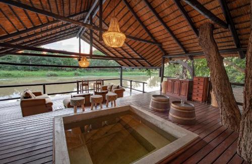 Maruleng Cabin | Malilule Safaris