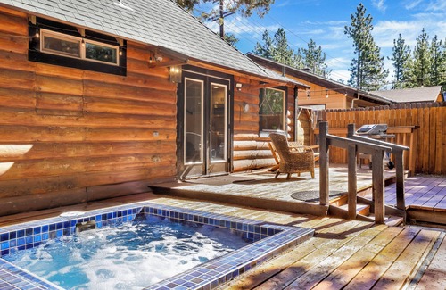 Big Bear City Cabin | Maltby Modern LOG Cabin #2307