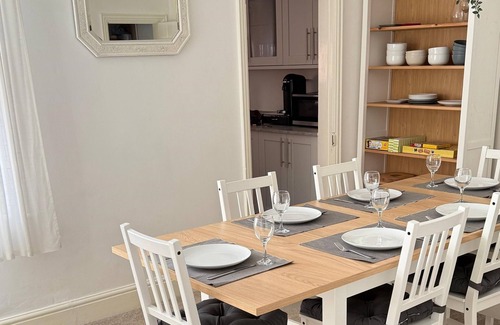 Malvern House | Malvern Hills House