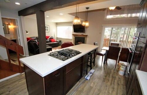 Mammoth Lakes Condo | Mammoth Ski & Racquet Club