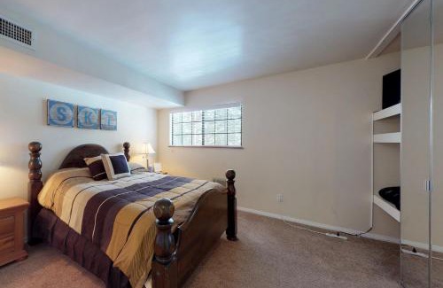 Mammoth Lakes Apartment | Mammoth View Villas 21