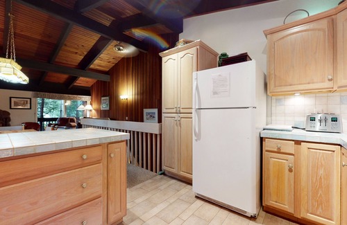 Mammoth Lakes Condo | Mammoth West 101 Updated Condo, Just A Short Walk to Canyon Lodge by RedAwning