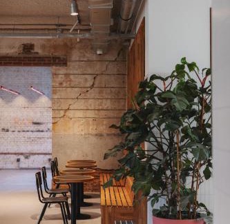Rotterdam Hotel | Man Met Bril Koffie Hotel