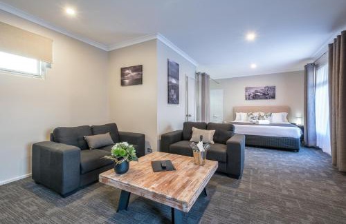 Centennial Park Hotel | Mandala Ace Albany Hotel