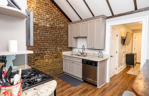 Saint Roch House | Mandeville Creole Cottage Historic Getaways