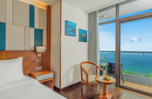 Son Tra Hotel | Mandila Beach Hotel DaNang