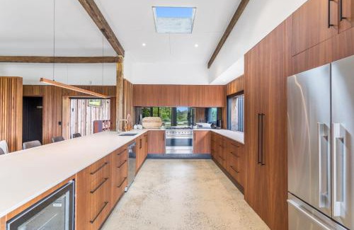 Bangalow House | Mango Packing Shed