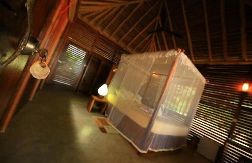Hambantota District Hotel | Mangrove Beach Cabana