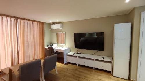 Inje Hotel | Manhae Maeul