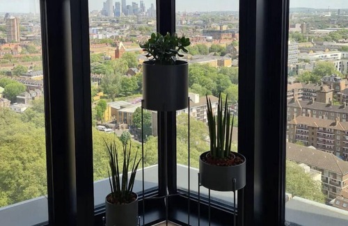 Elephant and Castle Apartment | Manhattan Pad by condokeeper