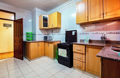 Kileleshwa Apartment | Mani's Home Away From Home