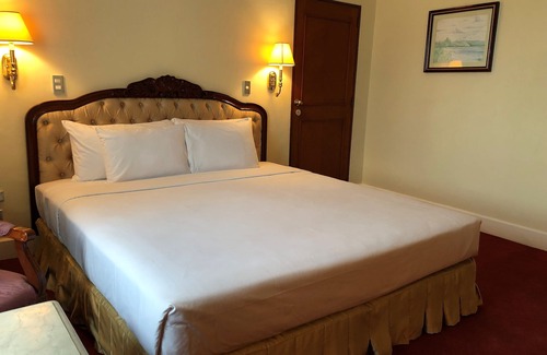 Ermita Hotel | Manila Prince Hotel
