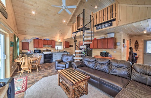 Steuben Cabin | Manistique Cabin w/Grill - Near Thunder Lake