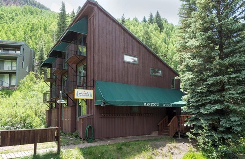 Telluride Hotel | Manitou Lodge 3 by Alpine Lodging Telluride