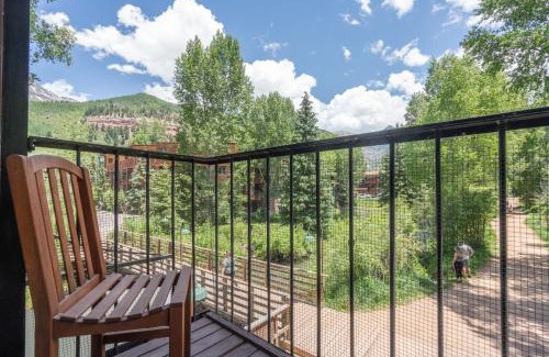 Telluride Hotel | Manitou Lodge 5 by Alpine Lodging Telluride