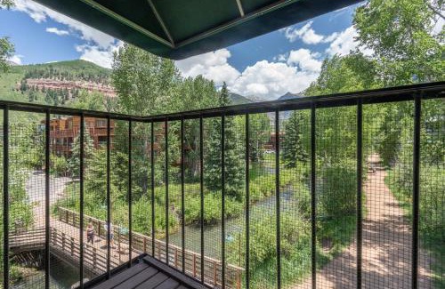 Telluride Hotel | Manitou Lodge 5 by Alpine Lodging Telluride