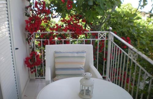 Skiathos Town Apartment | Manolis' House