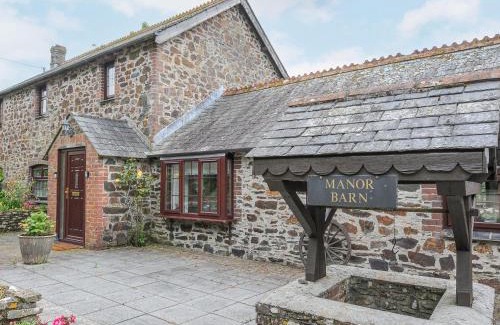 Saltash House | Manor Barn
