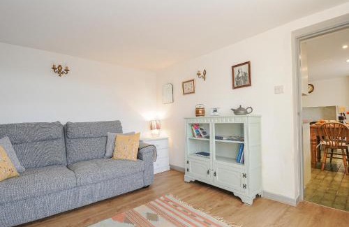 Callington House | Manor Cottage Barn