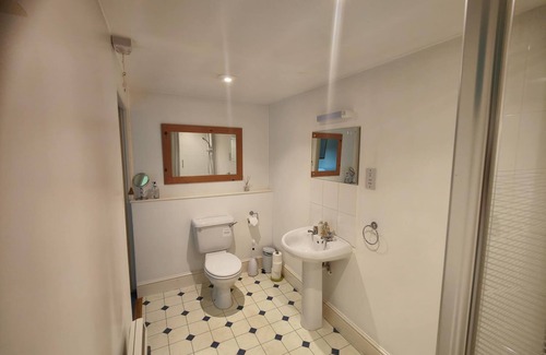 Grittleton Bed & Breakfast | Manor Farm Bed & Breakfast