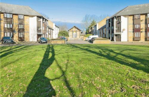 Thamesmead Apartment | Manor Place Apartment Thamesmead