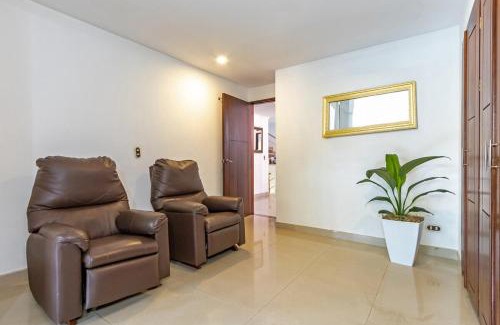 Las Lomas I Villa | mansión en el poblado 6 habitaciones y jacuzzi