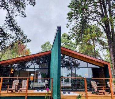 Alto da Boa Vista Ski Chalet | ManTe Quiero LAVANDA- linda, novíssima e aconchegante
