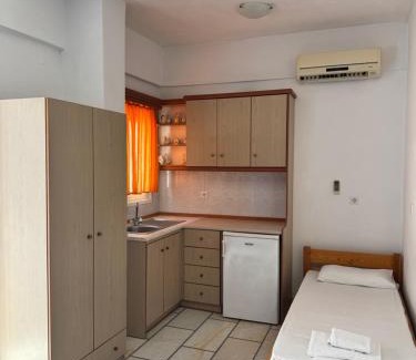 Ios Apartment | Manthos Place