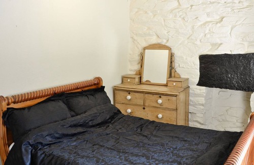 Tanygrisiau Cottage | Many family attractions and outdoor pursuits are close to this delightful cottage, which lies just 1