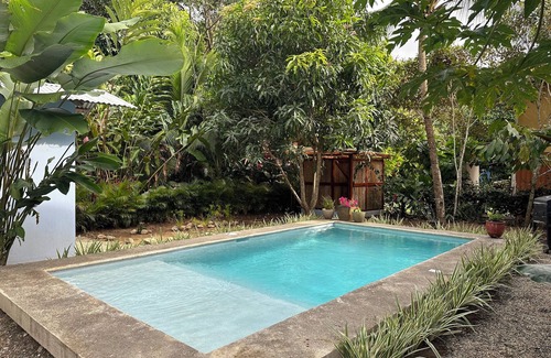Manzanillo House | Manzanillo Escape: Poolside Comfort Meets Caribbean Charm